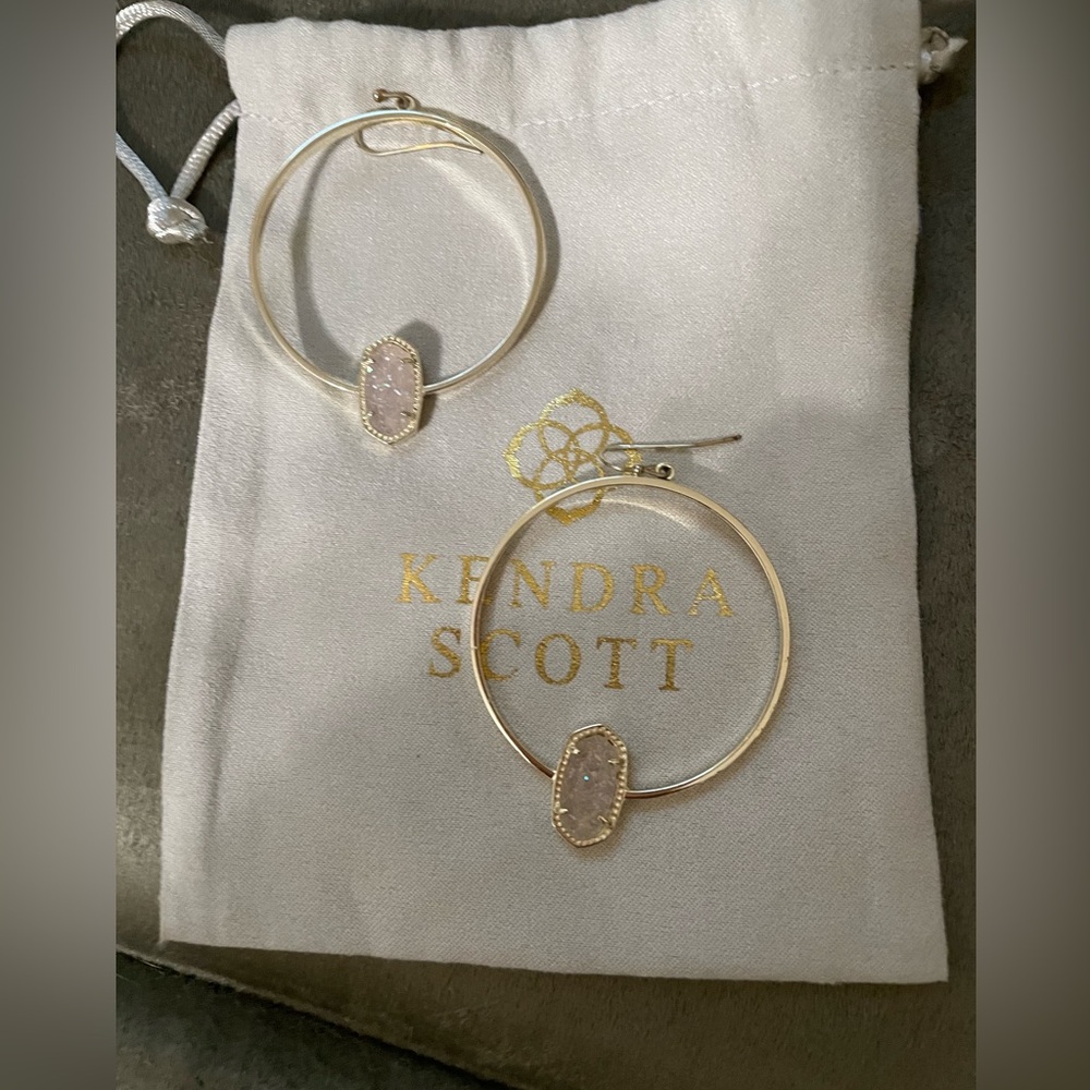 GUC-EUC Kendra Scott Gold Elora Hoop Earrings with Ivory Drusy